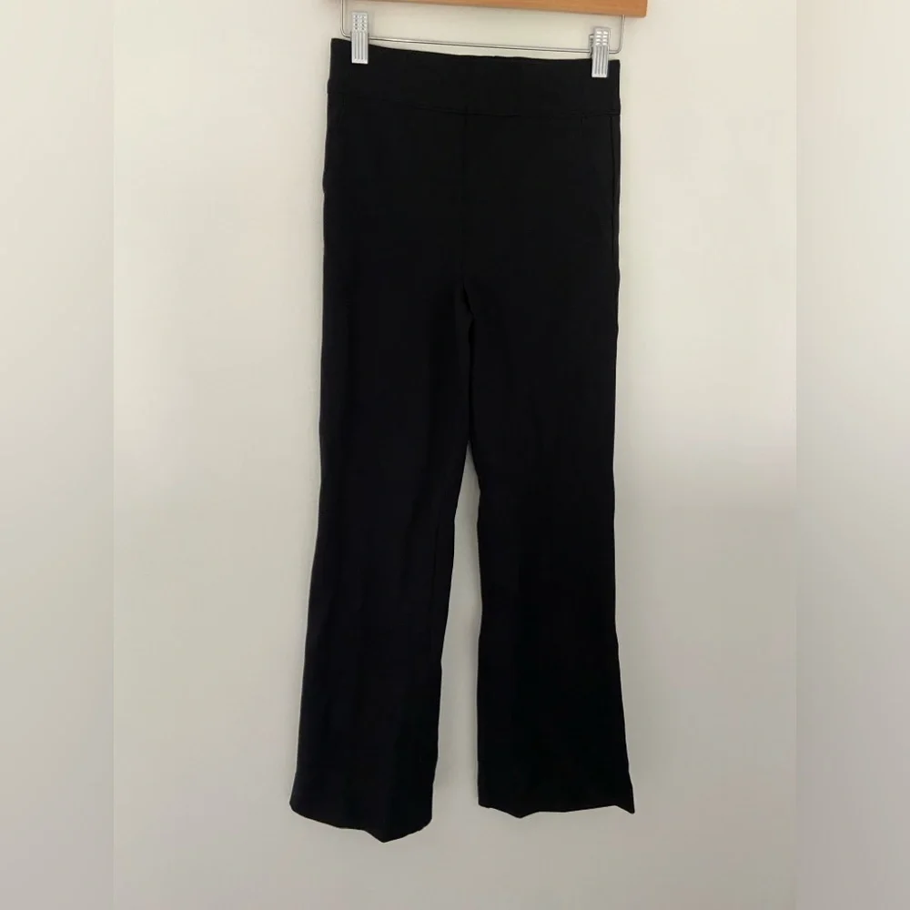 NWT Spanx The Perfect Pant Kick Flare Size Xs